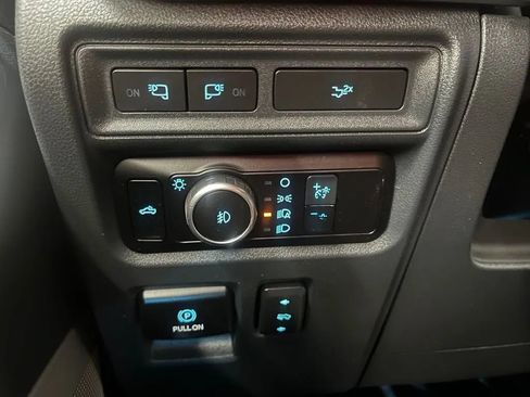 Used 2022 Ford F150 Lariat AWD/4WD image 25