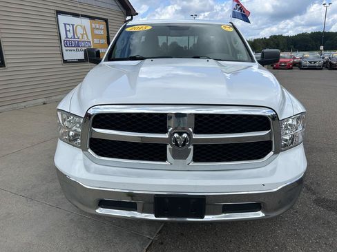 Used 2015 RAM 1500 Classic SLT AWD/4WD image 2