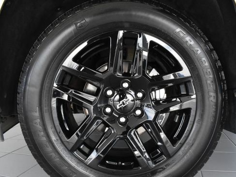 Certified 2025 Chevrolet Silverado 1500 Custom image 34