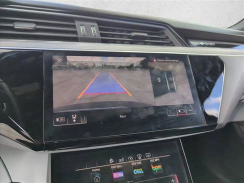 Used 2020 Audi e-tron Prestige image 13
