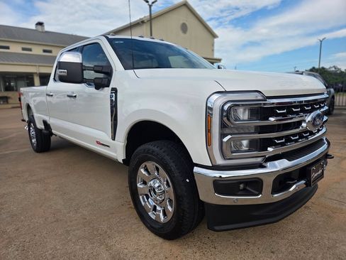 New 2026 Ford F350 Lariat w/ Lariat Ultimate Package AWD/4WD image 3