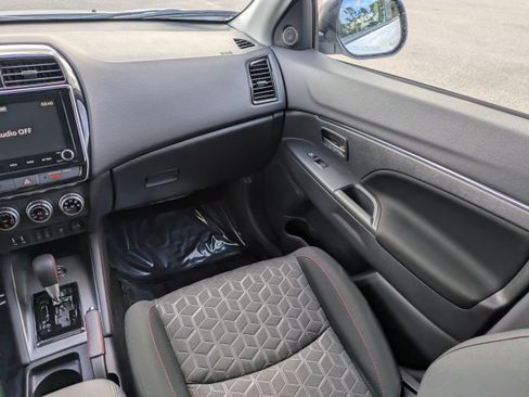 Used 2024 Mitsubishi Outlander Sport Ralliart image 18
