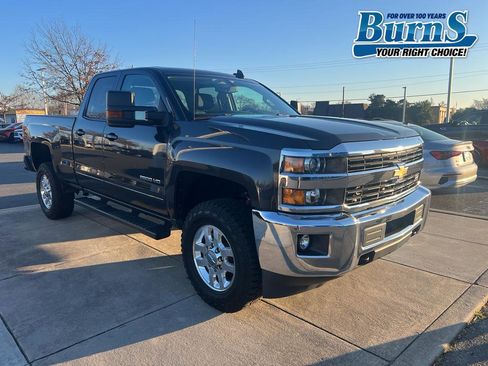 Used 2015 Chevrolet Silverado 2500 LT w/ LT Convenience Package image 1