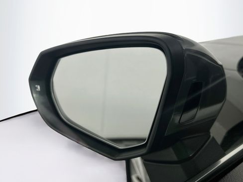 Used 2025 Audi Q3 2.0T Premium AWD/4WD image 16
