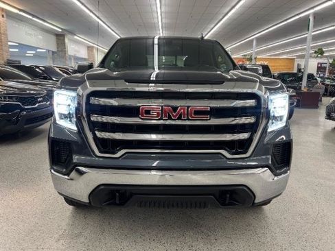Used 2019 GMC Sierra 1500 SLE w/ SLE Value Package AWD/4WD image 3