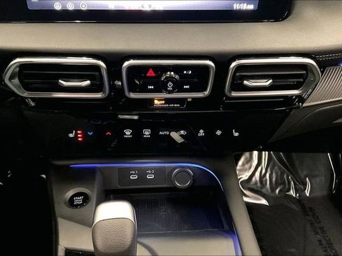 New 2026 Nissan Sentra SV w/ SV Convenience Package FWD image 23