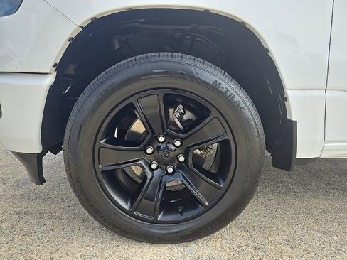 Used 2021 RAM 1500 Big Horn image 28