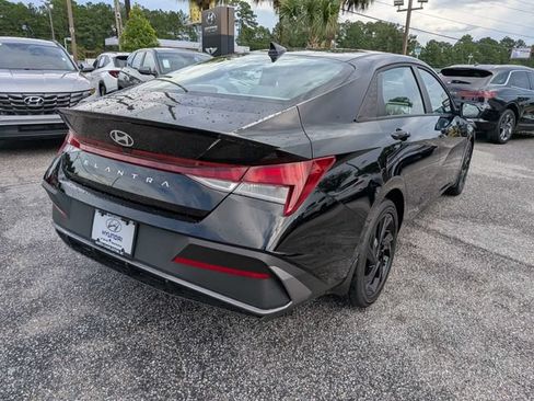 Certified 2026 Hyundai Elantra Sport FWD image 4