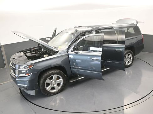 Used 2019 Chevrolet Suburban Premier image 74