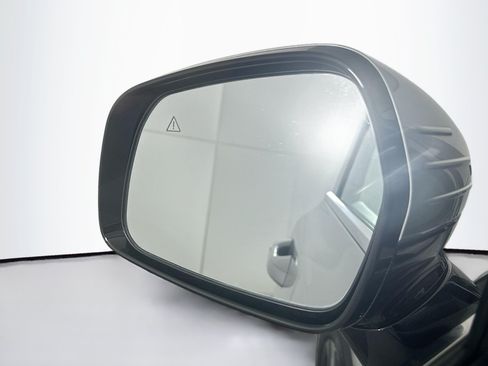 Used 2023 Kia Sorento SX Prestige w/ Panoramic Sunroof Package AWD/4WD image 16
