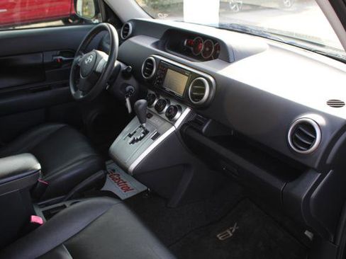 Used 2012 Scion xB image 23