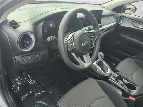 Used 2024 Kia Forte LXS w/ LXS Technology Package image 10