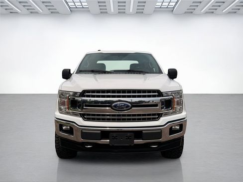 Used 2018 Ford F150 XLT w/ Equipment Group 302A Luxury AWD/4WD image 6