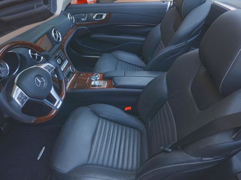 Used 2013 Mercedes-Benz SL 550 image 13