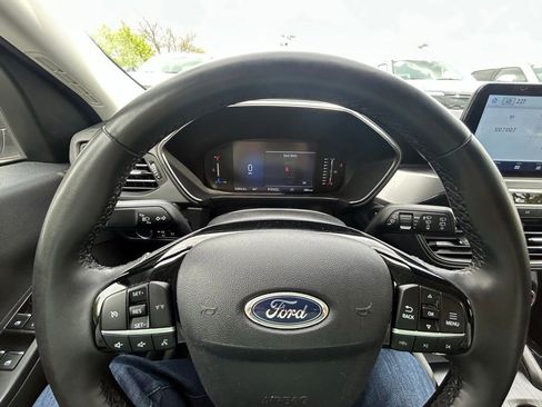 Used 2024 Ford Escape Active AWD/4WD image 15