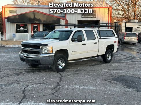 Used 2009 Chevrolet Silverado 2500 LT w/ Suspension Package, Off-Road image 1