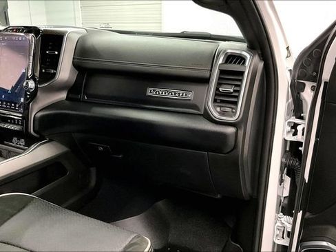 Used 2026 RAM 2500 Laramie AWD/4WD image 19