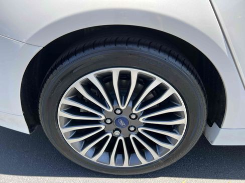 Used 2017 Ford Fusion Energi Platinum FWD image 72