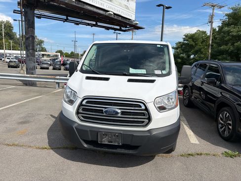 Used 2019 Ford Transit 350 XLT RWD image 16
