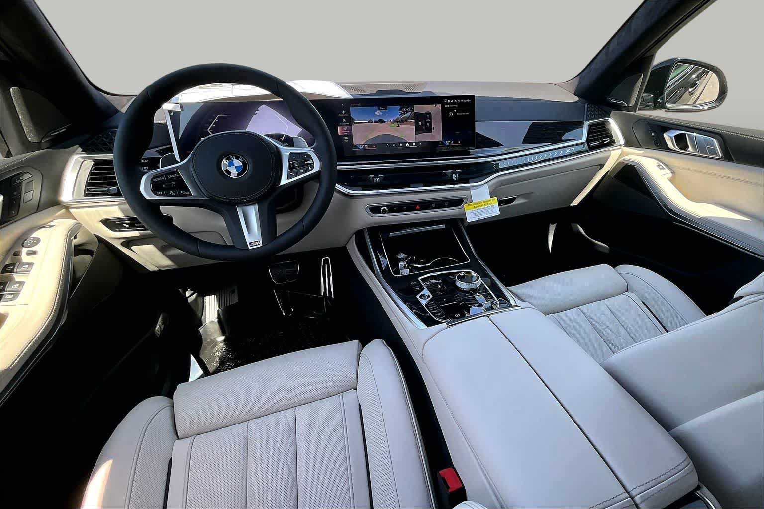 Used 2026 BMW X7 xDrive40i w/ M Sport Package AWD/4WD image 5