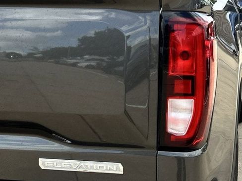 Used 2020 GMC Sierra 1500 Elevation w/ Elevation Value Package RWD image 7
