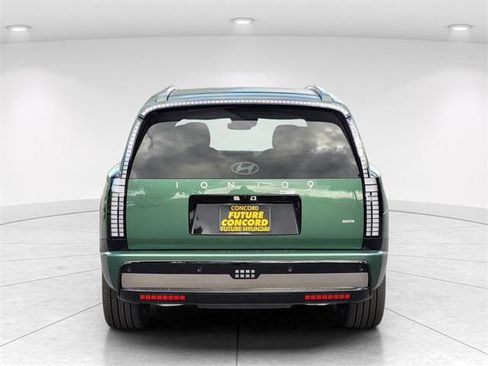 New 2026 Hyundai Ioniq 9 Calligraphy image 4