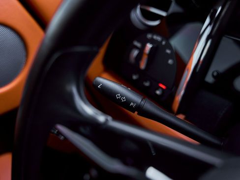 Used 2019 Rolls-Royce Wraith image 53