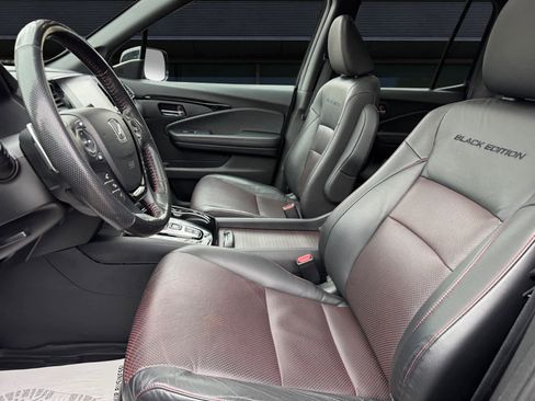 Used 2023 Honda Ridgeline Black Edition image 2