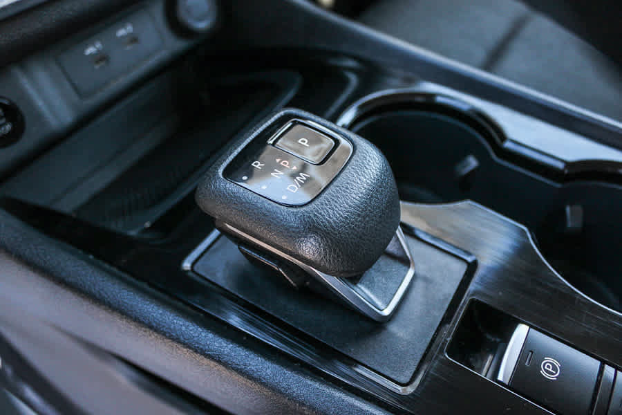 Used 2025 Nissan Rogue SV FWD image 19