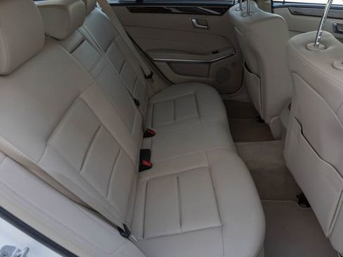 Used 2016 Mercedes-Benz E 350 4MATIC Wagon image 19