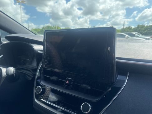 Used 2025 Toyota Corolla SE image 20