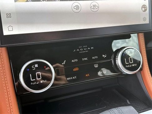 New 2026 Jaguar F-PACE R-Dynamic S image 22