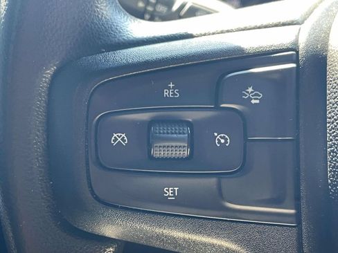 Used 2022 Chevrolet Silverado 1500 Custom RWD image 24