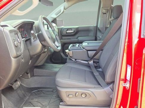 New 2026 Chevrolet Silverado 1500 Custom w/ LPO, Dark Essentials Package RWD image 26