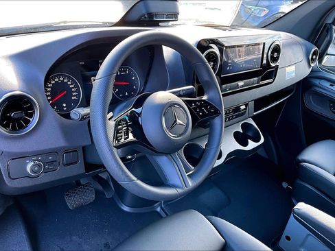 New 2026 Mercedes-Benz Sprinter 2500 image 8
