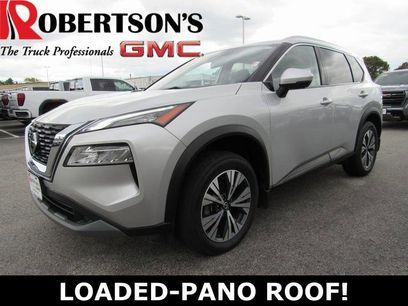 Used 2021 Nissan Rogue SV w/ Premium Package