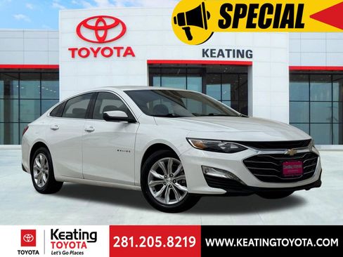 Used 2023 Chrysler Pacifica Limited image 1