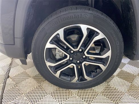 Used 2022 Jeep Compass Limited image 22