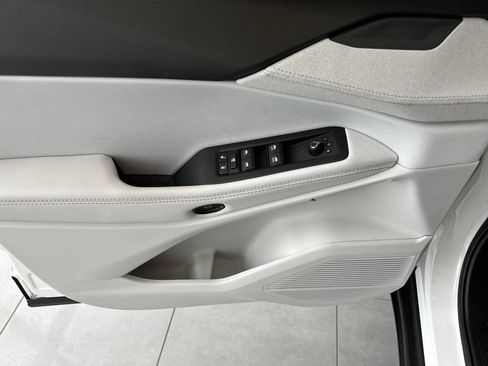 New 2026 Jeep Cherokee Laredo AWD/4WD image 19