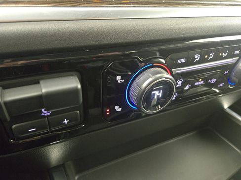 Certified 2022 Chevrolet Silverado 1500 LT Trail Boss w/ LT Trail Boss Premium Package image 26