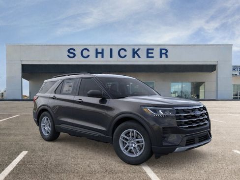 New 2026 Ford Explorer Active AWD/4WD image 7