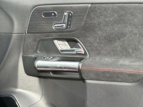 New 2026 Mercedes-Benz GLA 35 AMG 4MATIC image 27