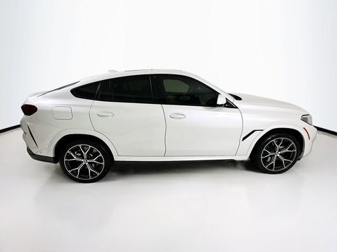 Used 2022 BMW X6 M50i w/ Executive Package AWD/4WD image 9