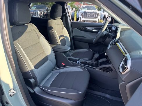 Used 2026 Chevrolet TrailBlazer LT w/ Midnight Edition FWD image 11