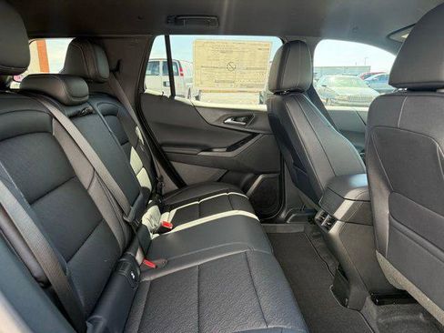 New 2026 Chevrolet Equinox LT FWD image 8