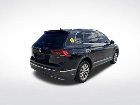 Used 2018 Volkswagen Tiguan SE FWD image 5