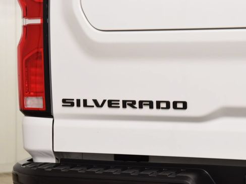 Used 2025 Chevrolet Silverado 2500 LTZ w/ LTZ Plus Package AWD/4WD image 23