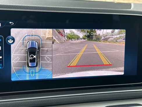 New 2026 Mercedes-Benz GLE 450e 4MATIC image 24