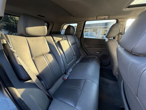 Used 2007 Jeep Grand Cherokee Limited image 24