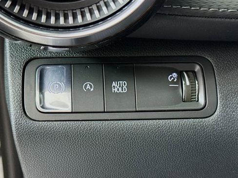 New 2026 Chevrolet Equinox LT w/ Convenience Package II FWD image 10